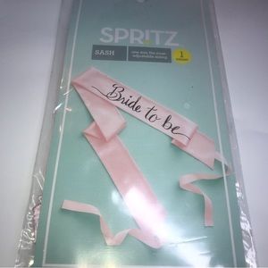 Sash- bride to be - pink sash with rose gold cursive words new